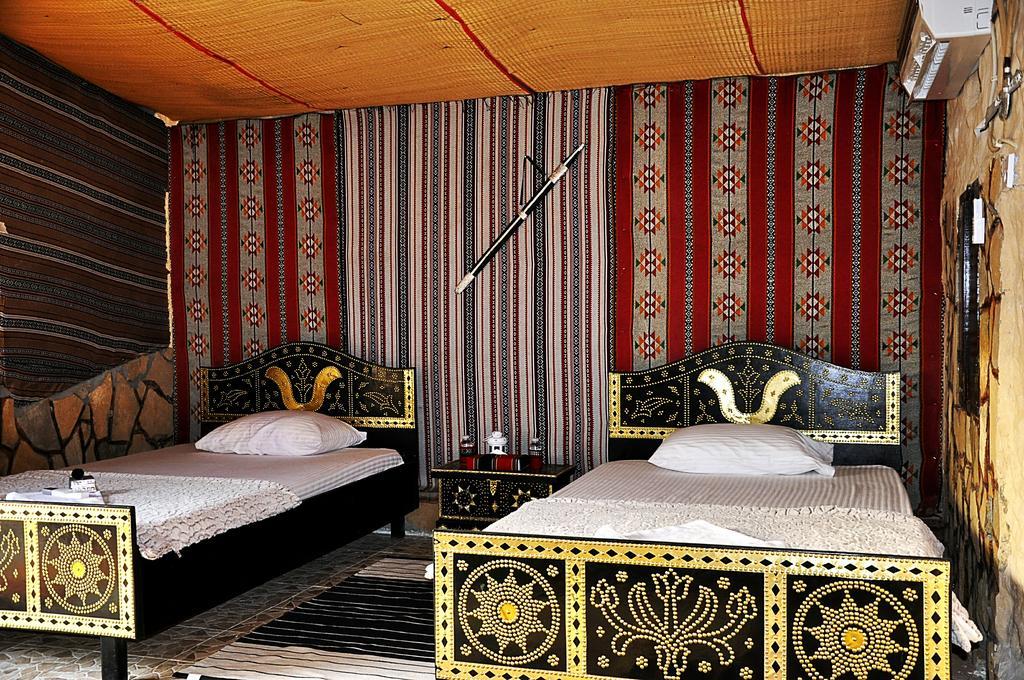 Al Reem Desert Camp Jalan Bani Buhassan Buitenkant foto